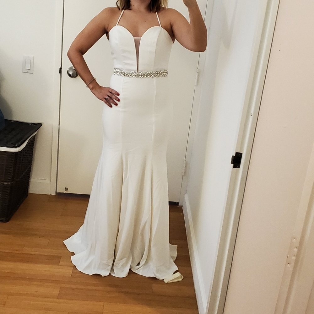 NWT Stunning convertible wedding dress